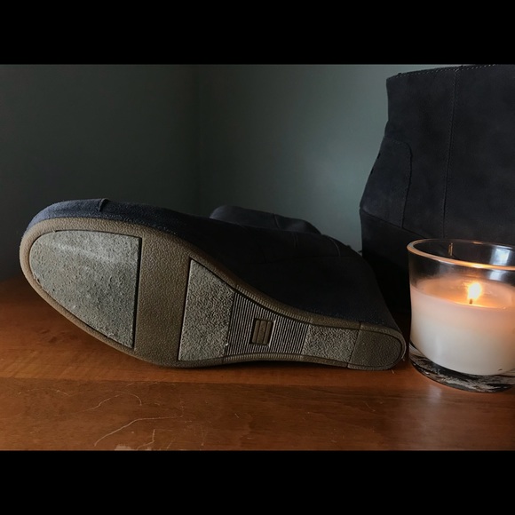 Grey Tom’s Zipper Wedges - Picture 5 of 5